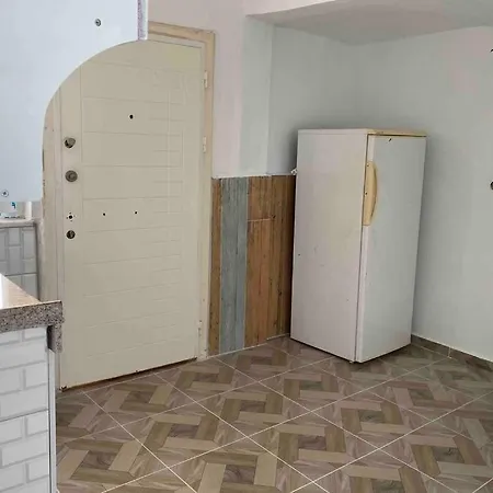 Denize Karşı,teraslı,doğada,müstakil Ayarında Ev Apartamento
