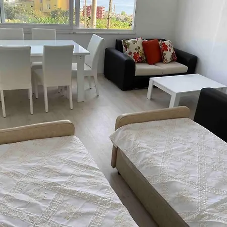 Denize Karsi,terasli,dogada,mustakil Ayarinda Ev Appartement